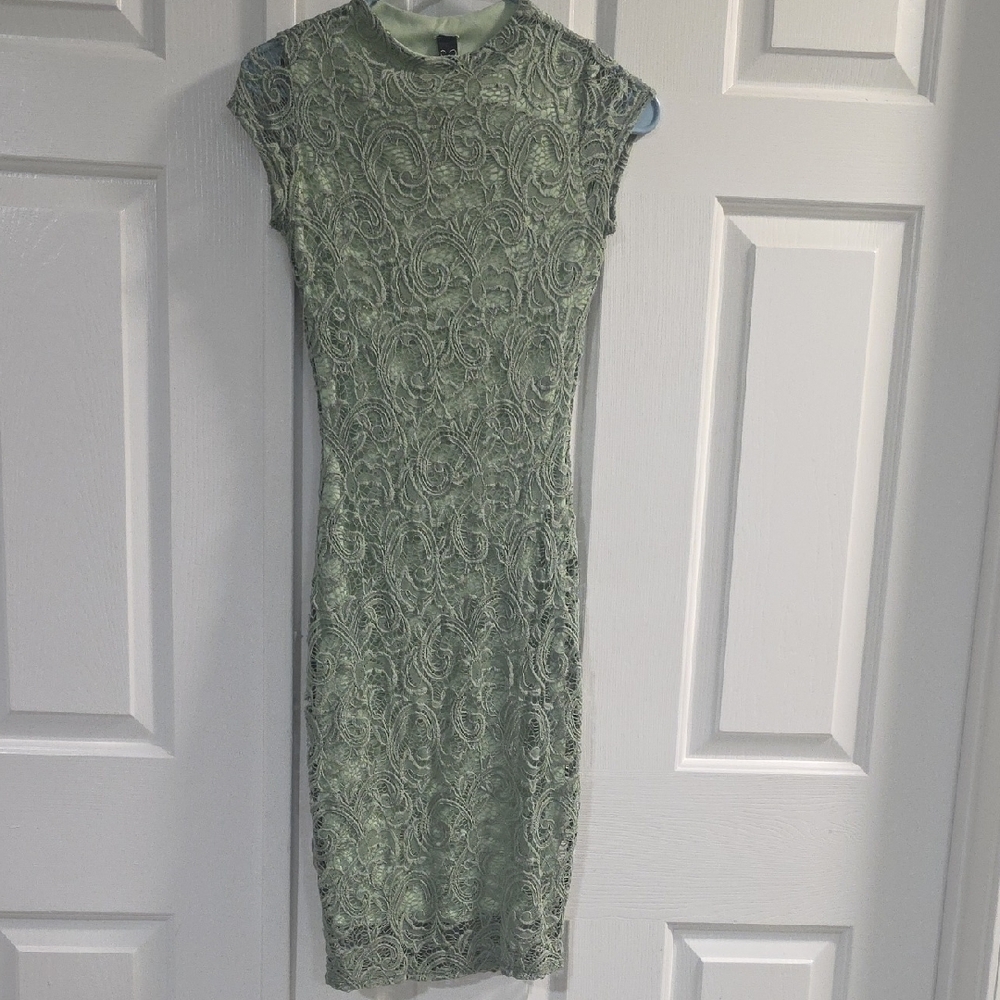 Windsor Sage Lace Mini Dress
